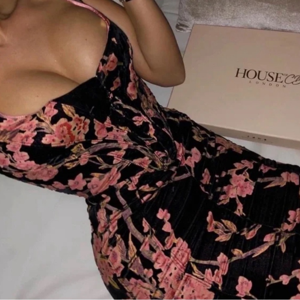 HOUSE OF CB 'Lexi' Black Floral Devore Velvet Corset Dress -XS